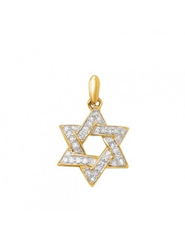 Pave set diamond star pendant in 18 K gold